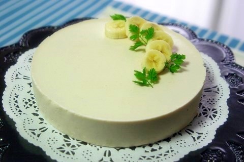 バナナレアチーズケーキ